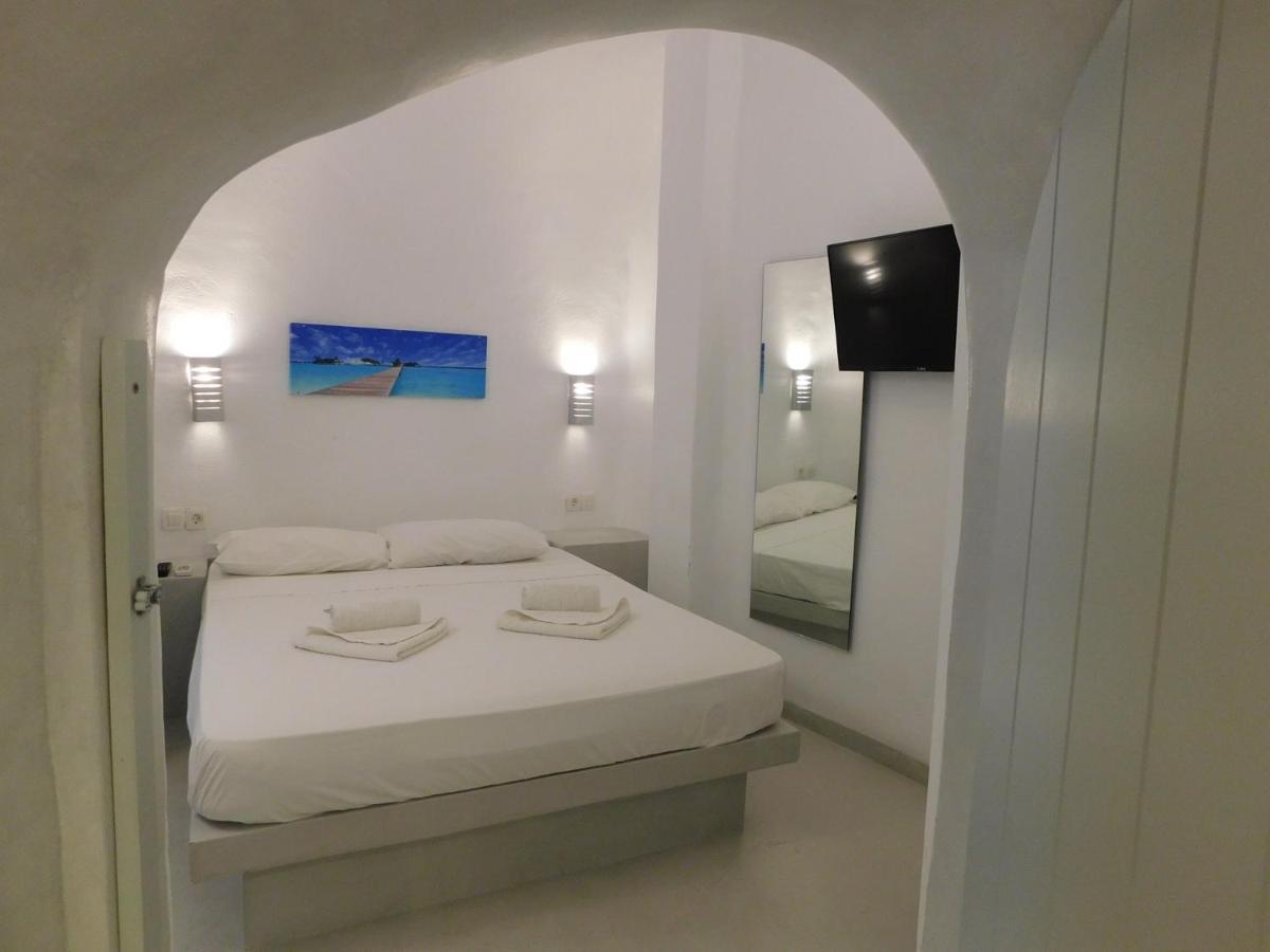 Thera Victory Center Fira (Santorini) Exterior photo
