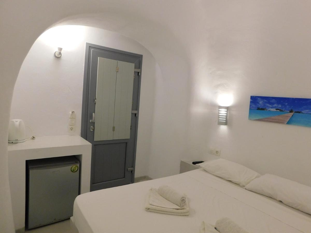 Thera Victory Center Fira (Santorini) Exterior photo